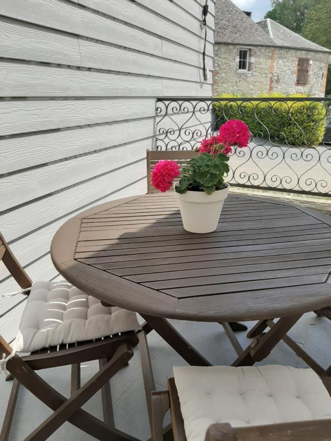 Maison De Campagne En Pierre Bleue-Wifi Et Parking Bousignies-sur-Roc Eksteriør bilde